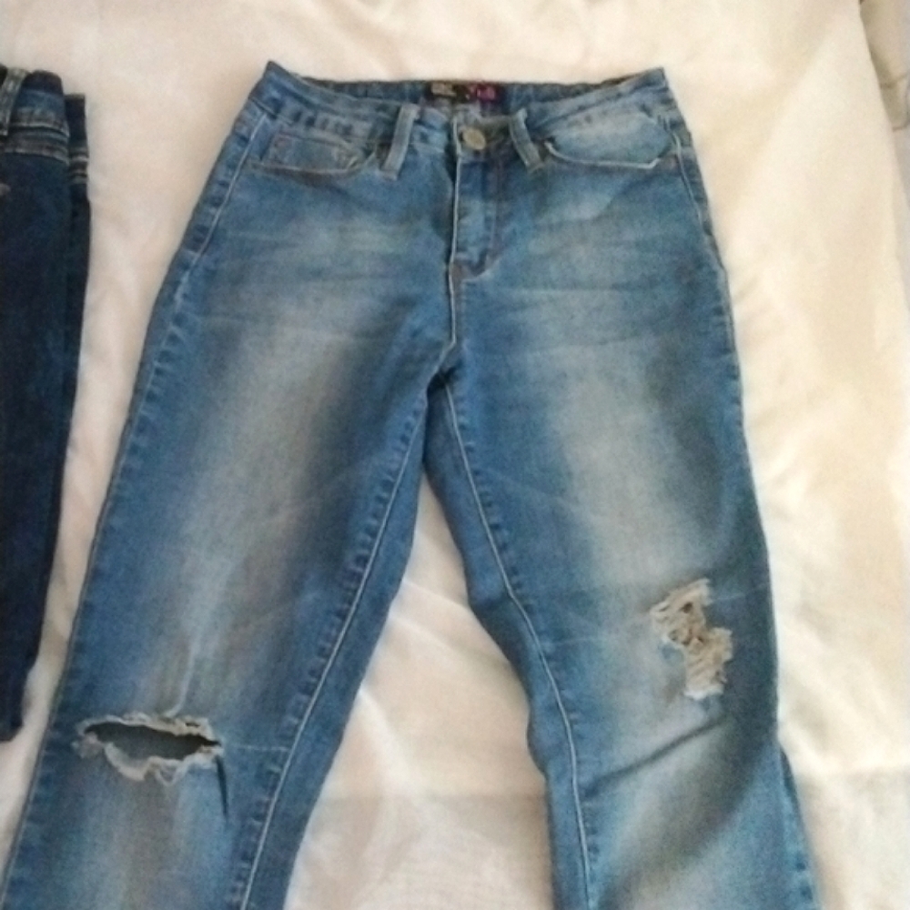 Jeans Bundle - Picture 10 of 16